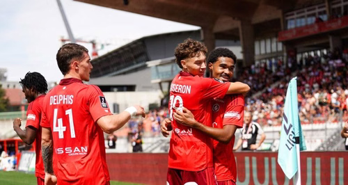 "Une valeur un peu symbolique" : vainqueur du derby à Grenoble, Annecy confirme son bon début de saison