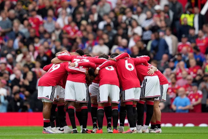Michael Carrick explains why Manchester United can win the Premier League despite key difference to rivals