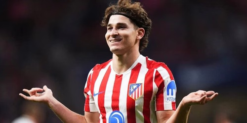 Mercato : le PSG intéressé par Julian Alvarez pour cet hiver ?
