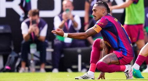 Líder Barcelona `passeia` em Valência