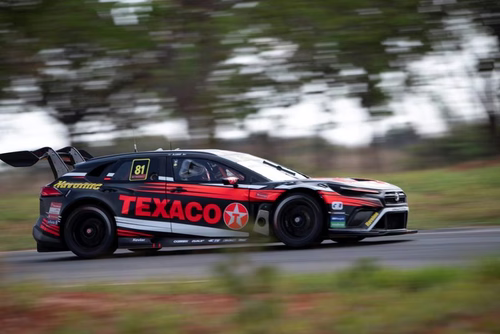Arthur Leist começa rodada de Curvelo em alta na Stock Car