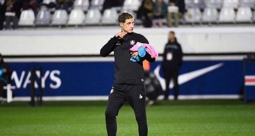 Arkema Première Ligue : « J’avais dit que j’assumerais ce match », Antoine Ponroy (Fleury) réagit à la débâcle contre Lyon