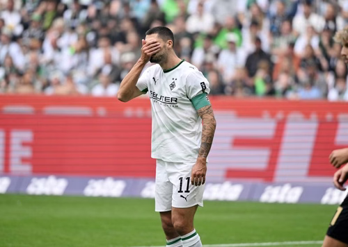 Tim Kleindienst attackiert Mitspieler nach Gladbachs 3:4