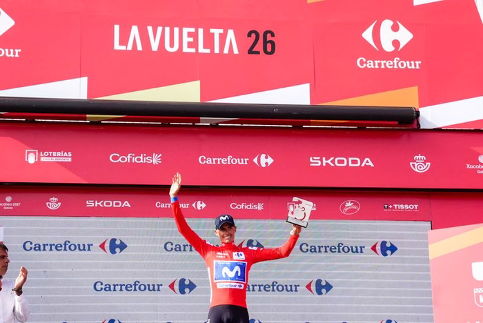 Classifica Vuelta a España 2026: Enric Mas solido in maglia roja, ora l’ultima settimana