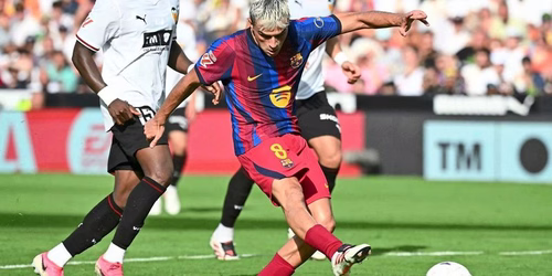 FC Barcelona schlägt Valencia 5:0 und bleibt makellos