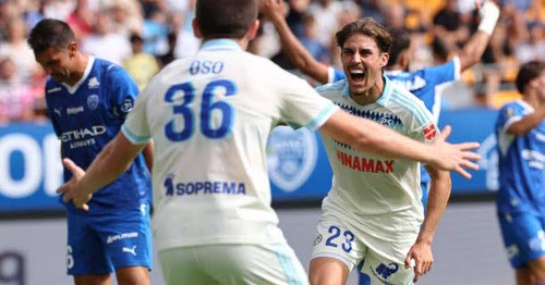 Ligue 1 Elisez l'homme du match : ESTAC contre Racing Club de Strasbourg Alsace
