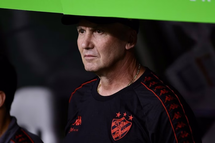 Dal Pozzo diz que Sport pagou o preço por chances perdidas em derrota