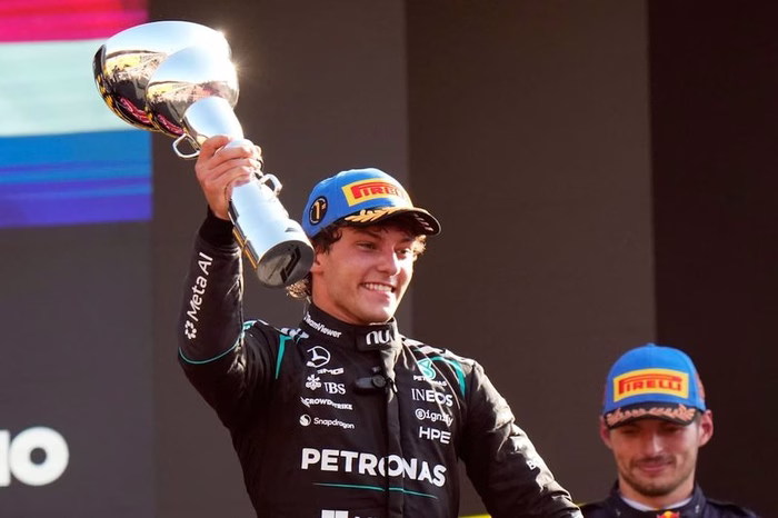 Antonelli, una victoria épica para devolver después de 60 años a un piloto italiano a lo más alto del podio en Monza