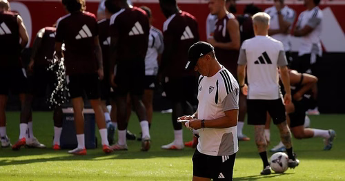 El nuevo Sevilla FC se pone a prueba ante el Espanyol de Monchi