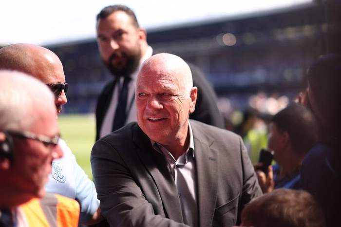 Andy Gray to make UK commentary return for first time since Sky Sports sacking