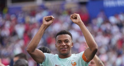 Kylian Mbappé sur la Coupe du monde 2026 : "J'ai marqué l'histoire cet été dans la plus prestigieuse des compétitions"