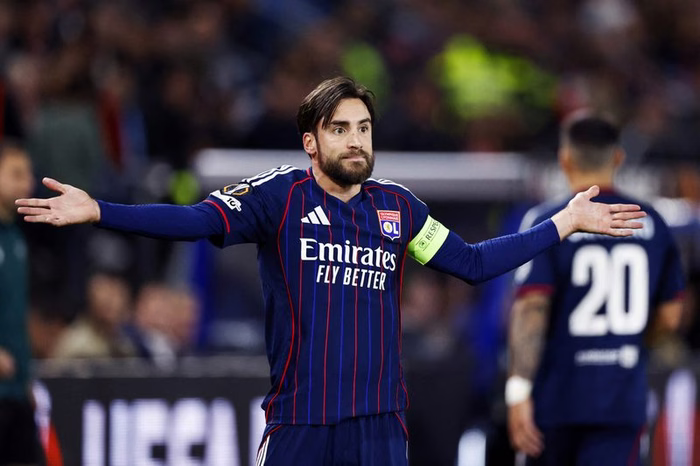 Mercato : Manchester United appréciaient aussi Tagliafico