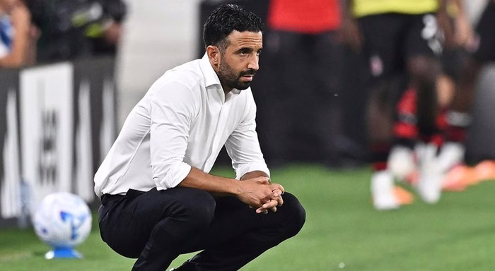 Ruben Amorim vê vitória do AC Milan escapar nos descontos em Turim
