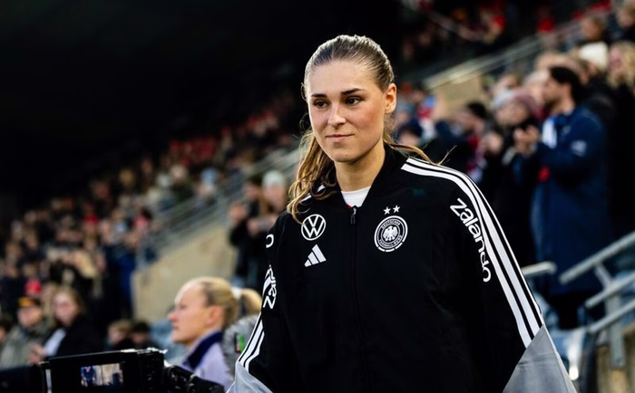 DFB-Star brilliert: Jule Brand feiert Traum-Start in die neue Saison