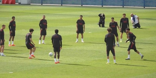 Un entrainement quasi au complet