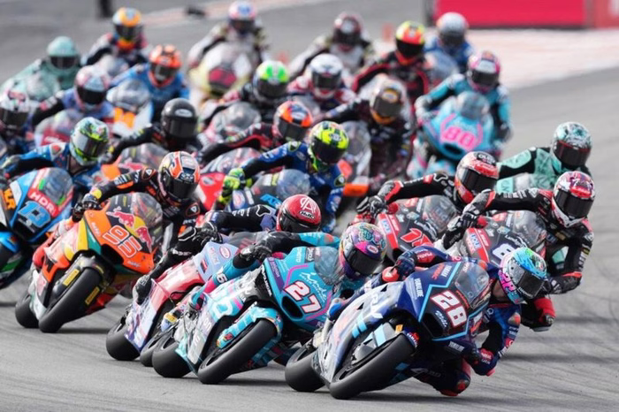 MotoGP, futuro anonimo per l’Italia? Notizie poco confortanti da JuniorGP e Rookies Cup. E nel CIV domina uno spagnolo…