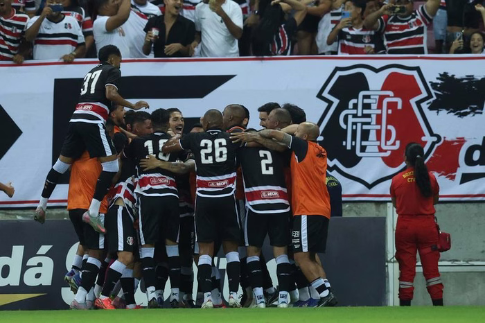 Quadrangular da Série C: visitantes surpreendem e Coral embala o Santa