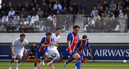 Youth League : porté par un triplé d'Ayari, le PSG écrase le Slovan Bratislava