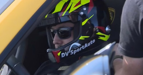 Malvoyant, il lance une Lamborghini à 256 km/h sur la piste de l'aéroport de Rodez