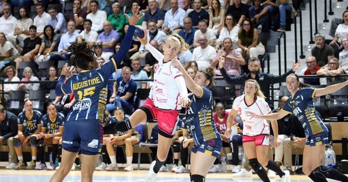 Handball : avec la JDA Dijon, la nouvelle pivot Anne