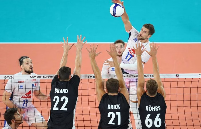 Euro de volley : Un choc ? Quel choc ? Les Bleus écrabouillent l’Allemagne et valident leur première place