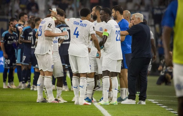 EN DIRECT Besiktas - OM : Les Marseillais comptent sur l'Europe pour sortir de la dépression... Suivez le match avec nous
