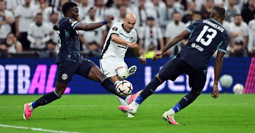 Ligue Europa : L'OM s'effondre à Besiktas (4