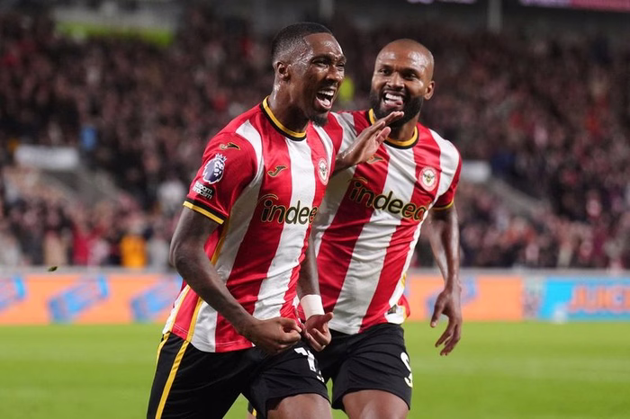 Impressive Brentford sweep Chelsea aside to maintain unbeaten Premier League start