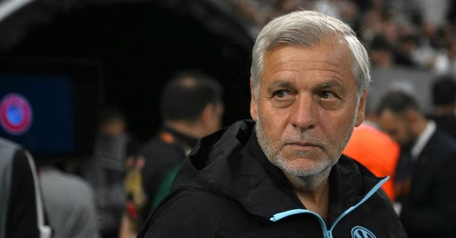 Défaite en Ligue Europa : "Il y a forcément une grosse remise en cause de ma part" dit Bruno Genesio, le coach de l'OM