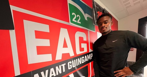 Ligue 2 : livreur de pizza hier, buteur joker d'En Avant Guingamp aujourd'hui, Brandon Bokagu est en "état de grâce"
