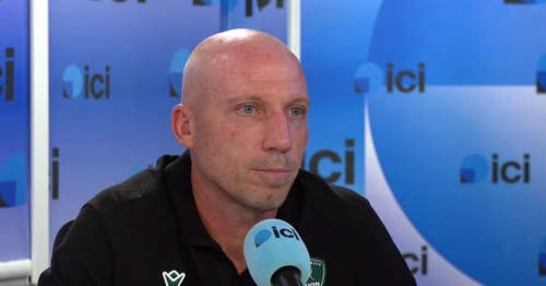 Antoine Nicoud, l'entraîneur de la défense, est dans le mag' rugby après la craquante de la Section Paloise à Lyon