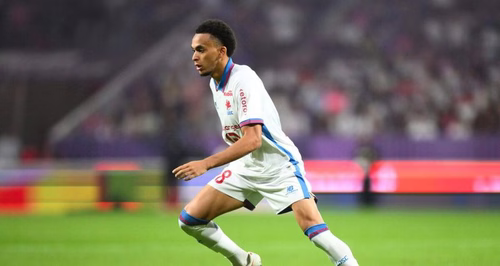 Équipe de France Espoirs : Ethan Mbappé évacué sur civière après dix minutes de jeu en Estonie
