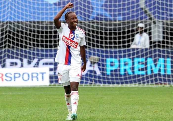 Becho (OL Lyonnes) : "Si je suis là, c'est grâce à Bompastor"