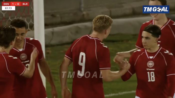 VIDÉO : Les deux buts de Conrad Harder avec le Danemark