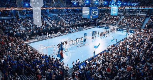 Déjà presque plus de place à CO'Met pour le match de handball entre les Septors et Chartres, avec la venue de Soprano