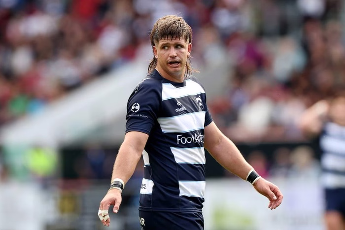 England handed Benhard Janse van Rensburg fear as Bristol centre injured in worrying incident