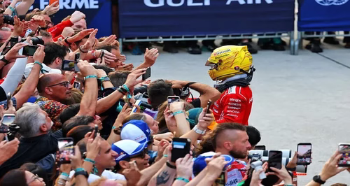 F1 - GP de Bahreïn : le film de l'incroyable remontée de Lewis Hamilton