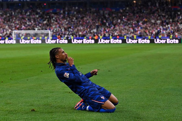 Michael Olise se rapproche d’un record de Thierry Henry avec les Bleus