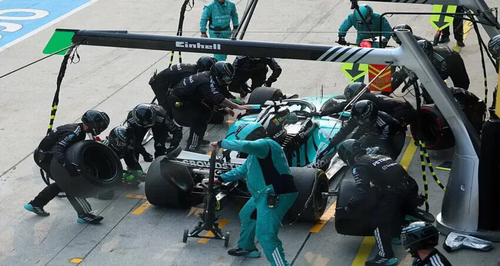 F1 : George Russell frappé par un nouveau coup dur avant Singapour