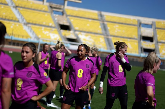 Greece v England LIVE: Team news and line-ups from Lionesses’ World Cup play-off
