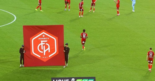 Ligue 2 : le FC Annecy s'impose à Dunkerque pour la reprise du championnat