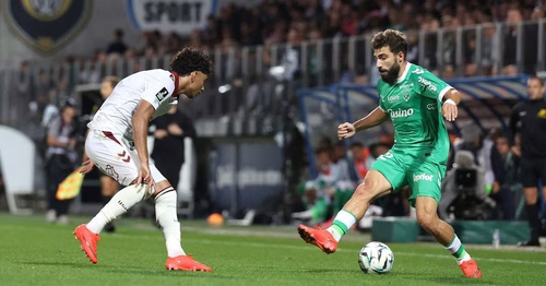 Ligue 2 : l'ASSE accueille Rodez pour la reprise