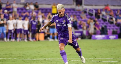 Étranger : buteur sur coup franc et passeur, Antoine Griezmann porte encore Orlando en MLS