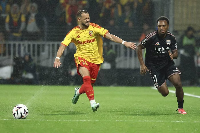 Sans Openda, une attaque à repenser pour l'OL et Fonseca ?