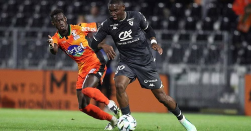 Ligue 2 : le Clermont Foot subit un nouveau match nul délirant face à Laval