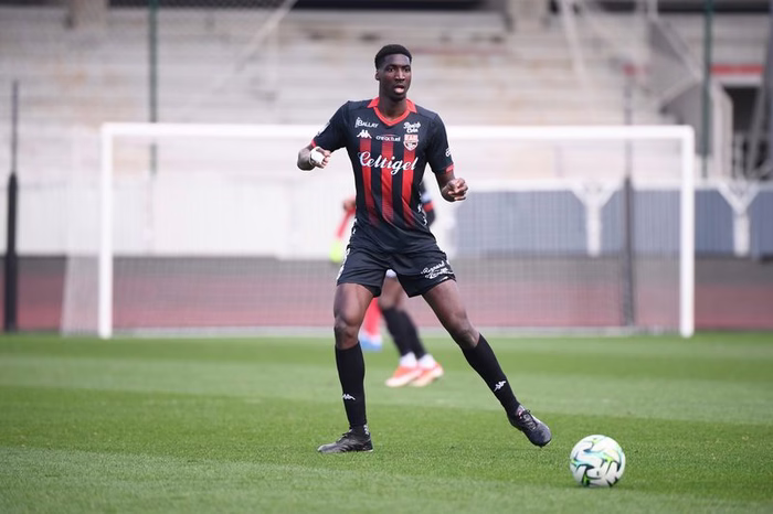 Pau : compositions probables, chaîne TV et heure (16 octobre 2026, Ligue 2 BKT)