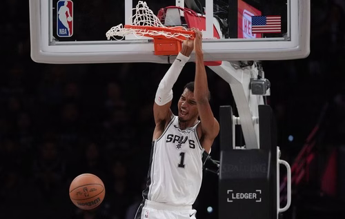 NBA : Victor Wembanyama est chaud bouillant, et pas que pour soutenir le mouvement des lycéens, avant le début de saison
