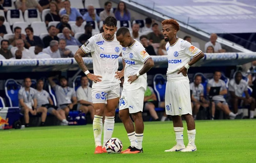 EN DIRECT Angers - OM : Les Marseillais sous haute pression dans ce duel de mal classés... Suivez la rencontre avec nous