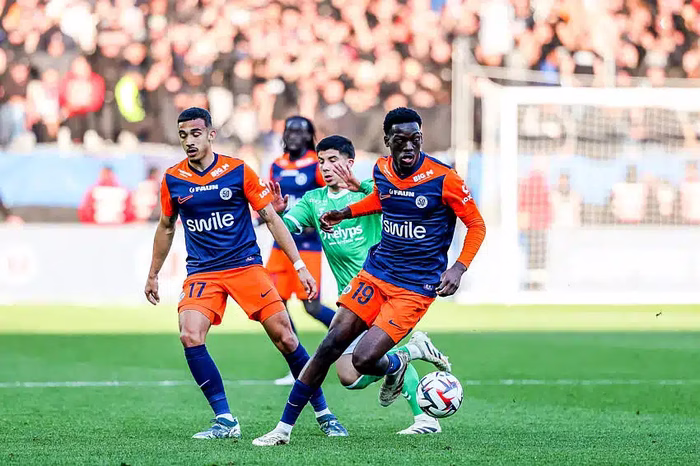 [Anciens] Rabby Nzingoula: “Le MHSC mérite sa place dans l’élite du football français.”