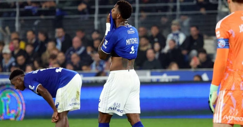 Ligue 1 « Si on joue de cette manière contre d’autres équipes, on va en gagner des matches » : le Racing Club de Strasbourg battu par le PSG mais pas abattu
